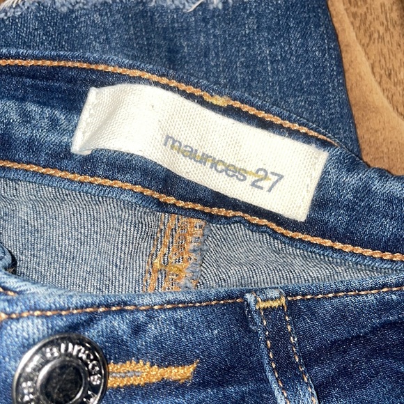 Maurices - Picture 2 of 6